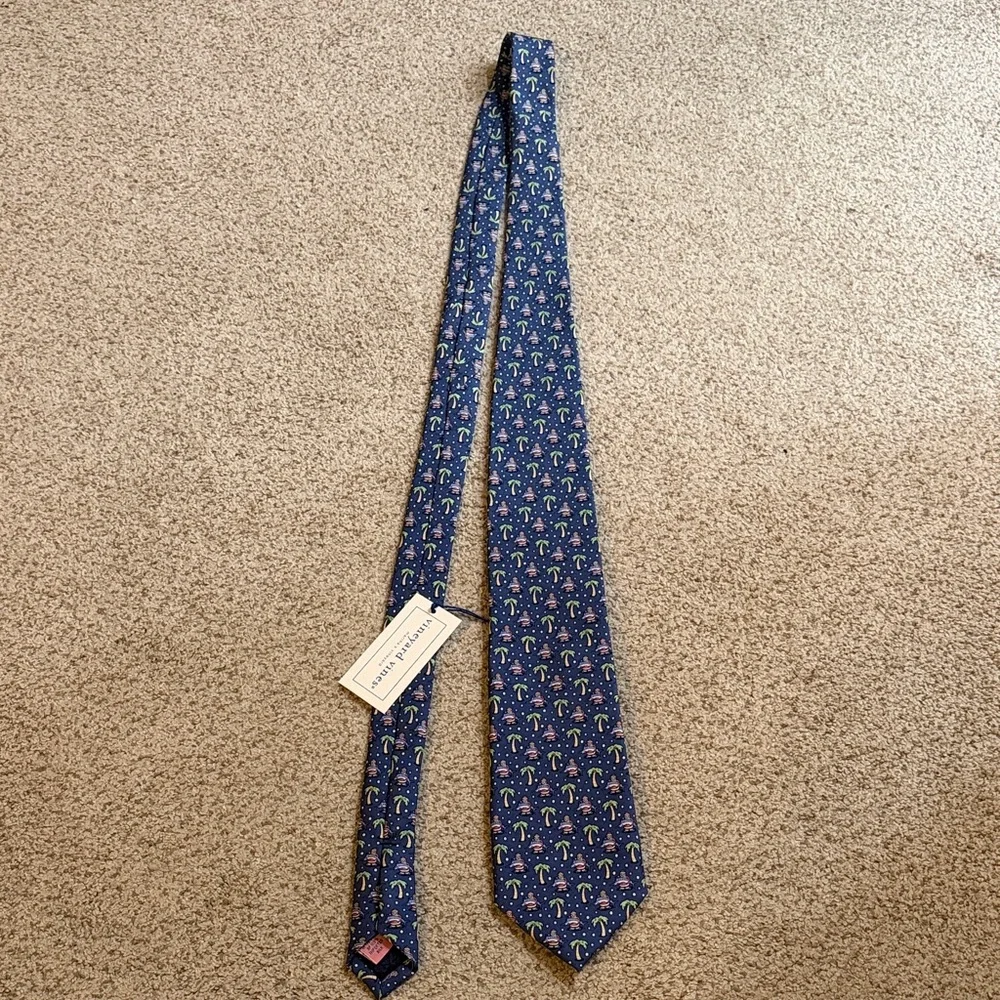 Vineyard Vines Santa Marlin Tie NWT